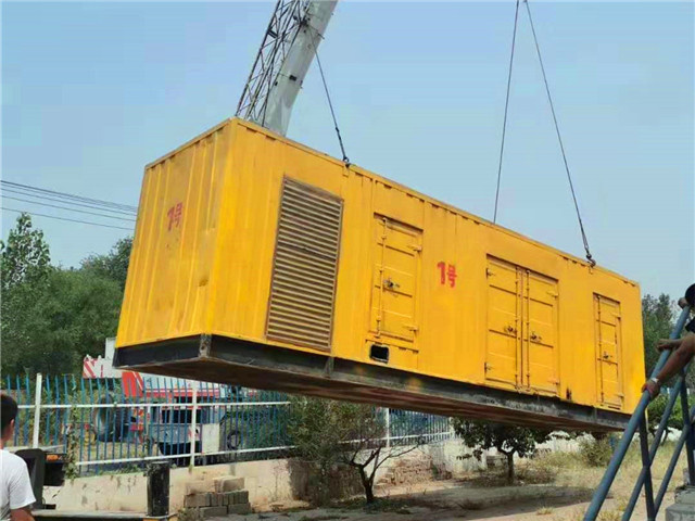 通城300KW柴油发电机组油耗是多少?