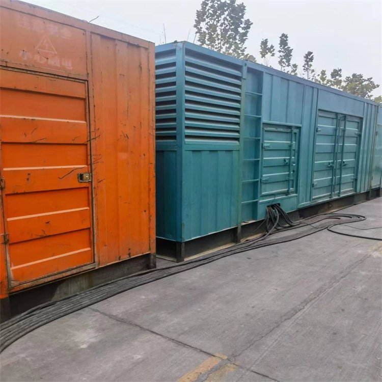 通城如何选择适合 600kW 柴油发电机组的热继电器?