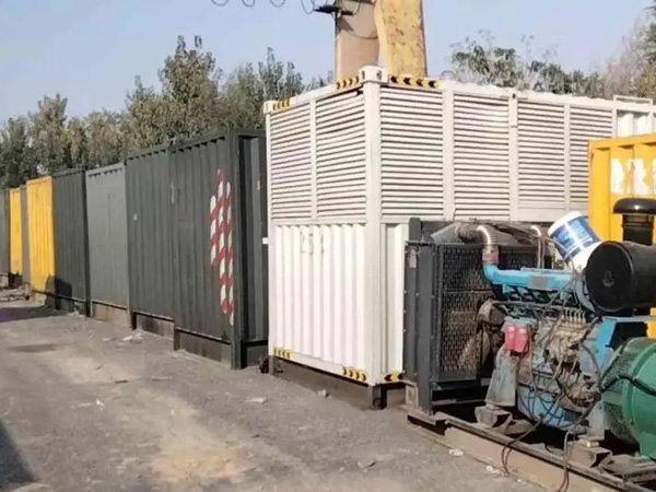 通城200KW柴油发电机机组每小时油耗是多少?